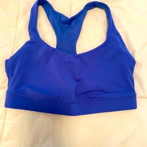 Lululemon Athletica sports bra size 6